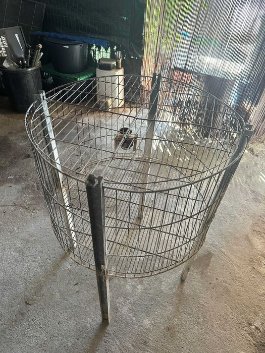 Vendo gaiolas para coelhos