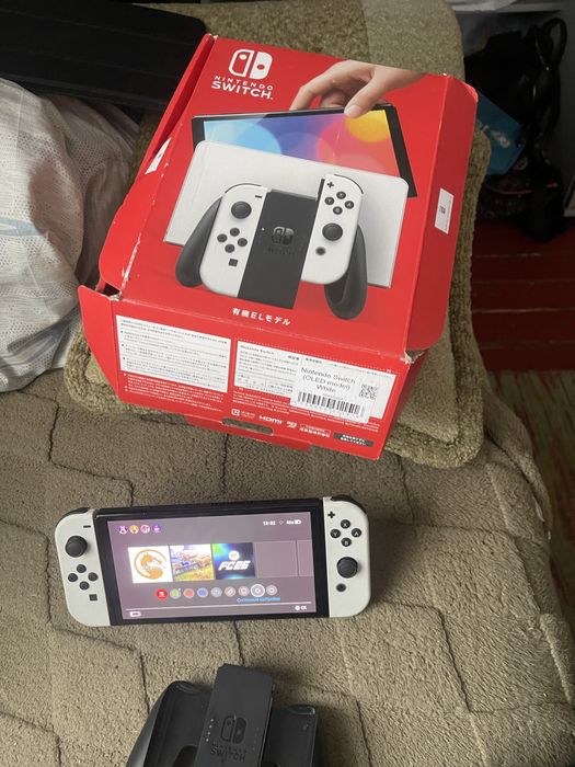 Nintendo oled новий
