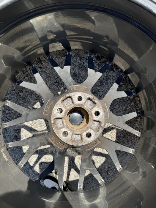 Задний Диск с резиной (колесо) Porsche macan s