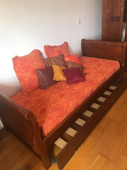 Sofá cama alta qualidade em ótimo estado