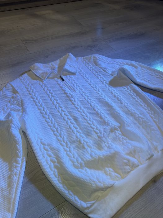 Полу замок в стилі «Old Money”