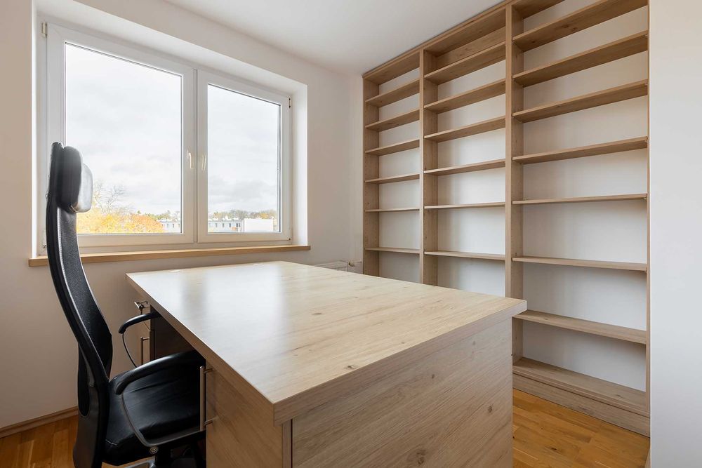 Piękne, duże biurko dwustronne