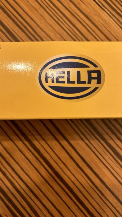 Escovas Limpa Pára Brisas marca Hella - Novas