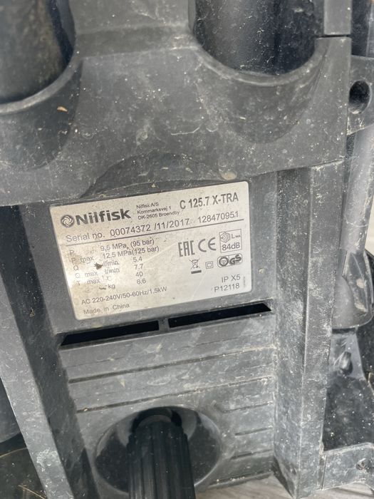 Maquina pressao agua nilfisk 125 avariada