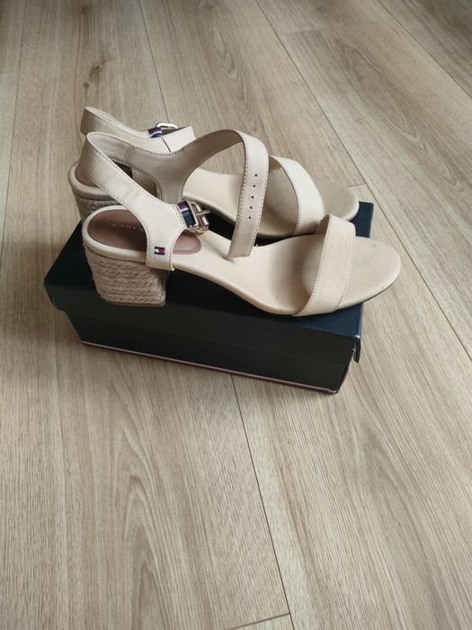 Sandały damskie Tommy Hilfiger Jak Nowe!!!