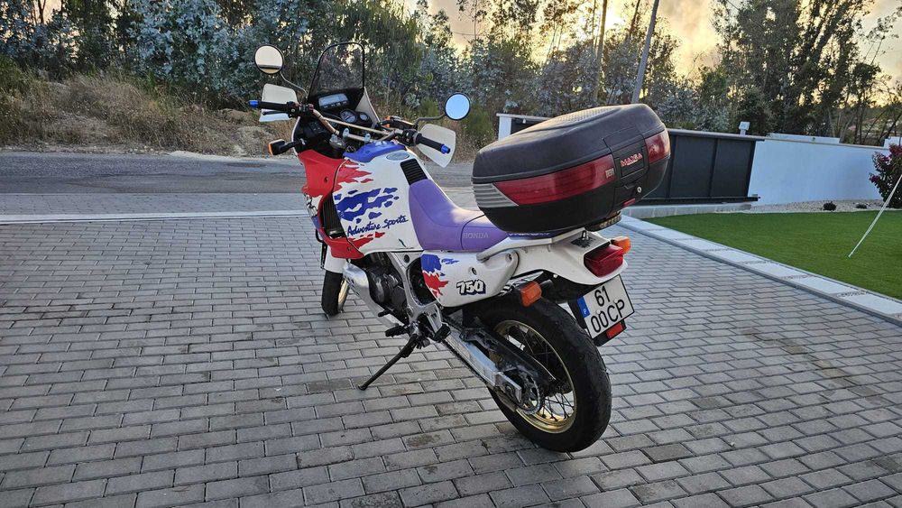 Africa Twin XRV750 RD07