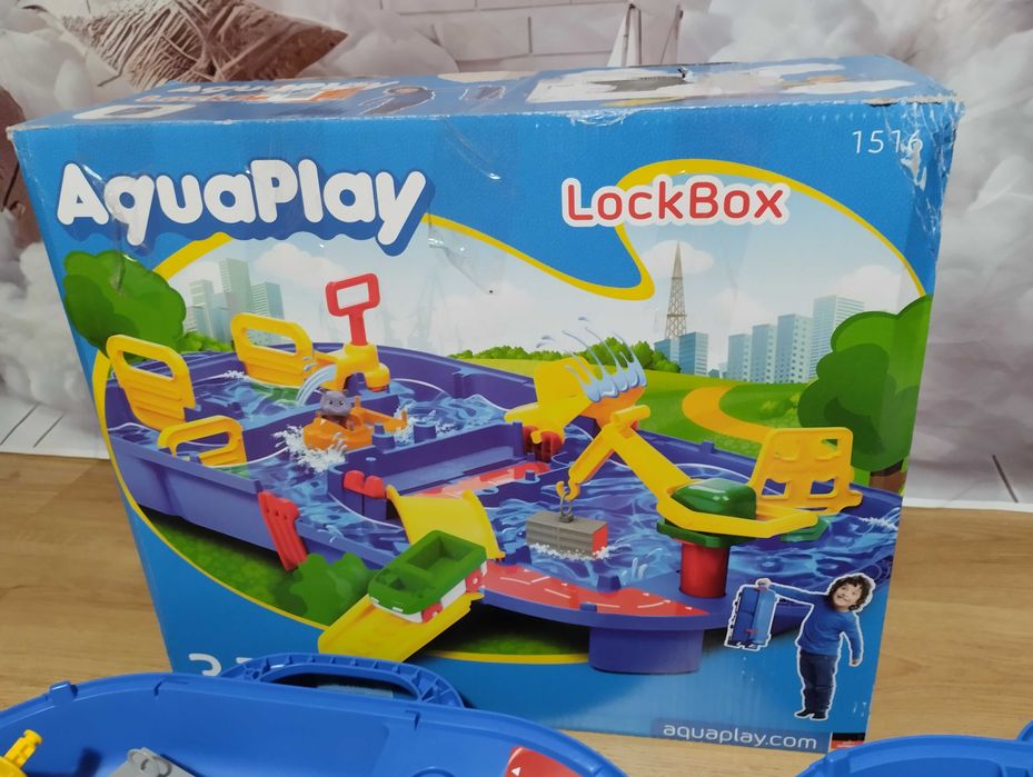 AquaPlay Tor wodny Port Zestaw Dźwig Łódka Port Basen z walizką