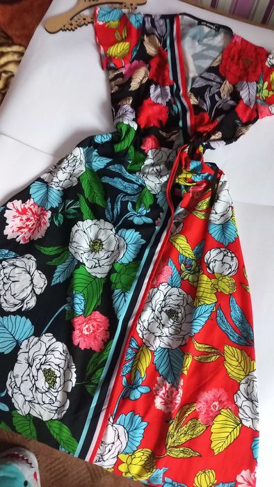 Довга сукня на запах  48 50 розмір нова