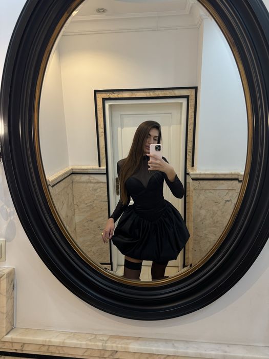 Невероятное платье с пышной юбкой