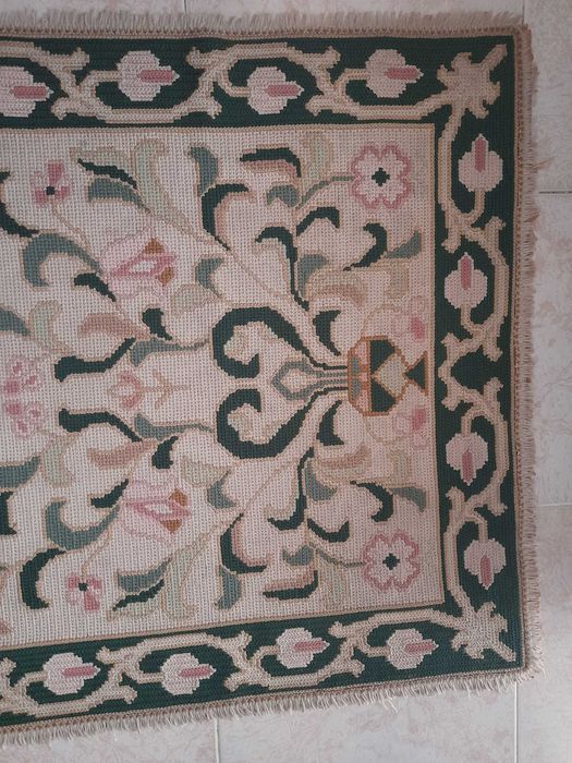 Tapete de arraiolos64551543690883124