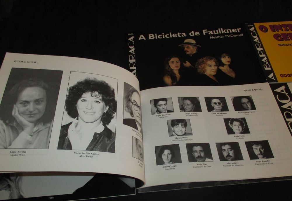 Livros Programas do Teatro A Barraca