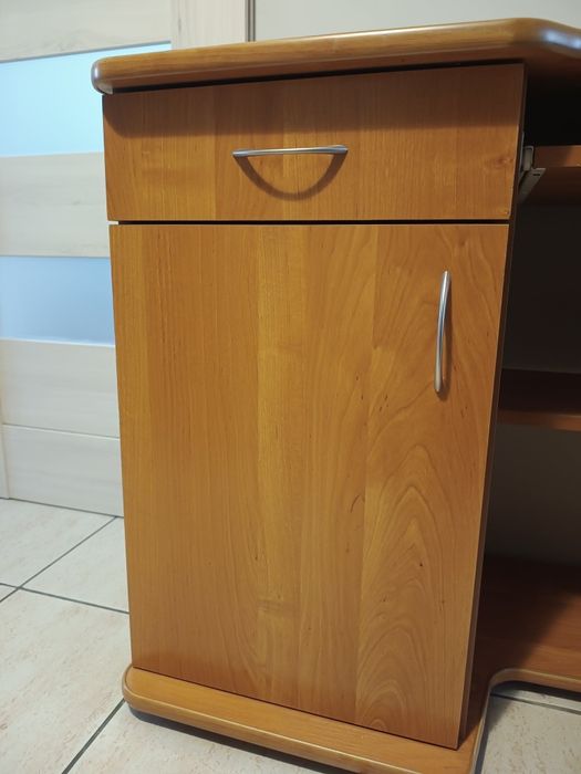 Sprzedam biurko używane