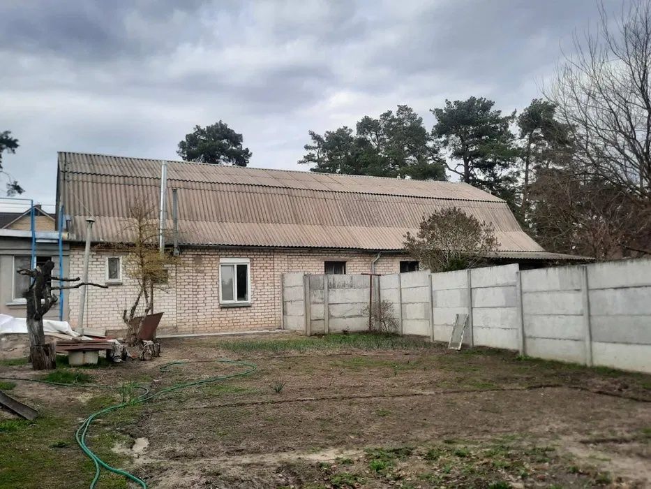 Продам пів будинку в лісовій Бучі