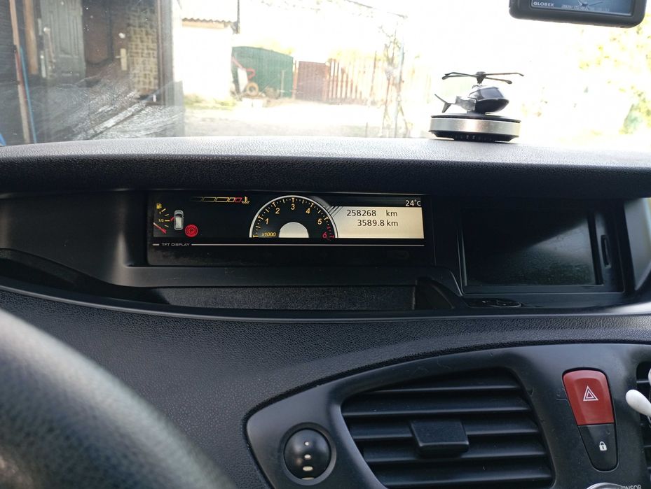 Продам RENAULT SCENIC |||