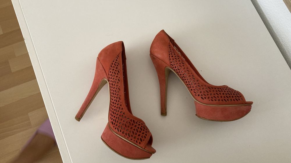 Sapatos Aldo em bom estado