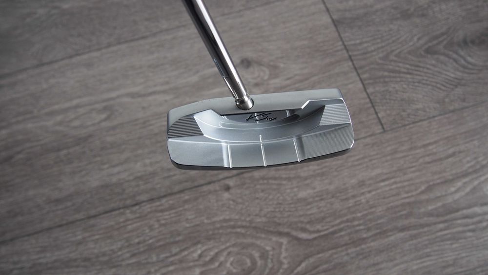kij do golfa Maruman Majesty Putter  Premium !CENTRALNY SHAFT 35,5 cala