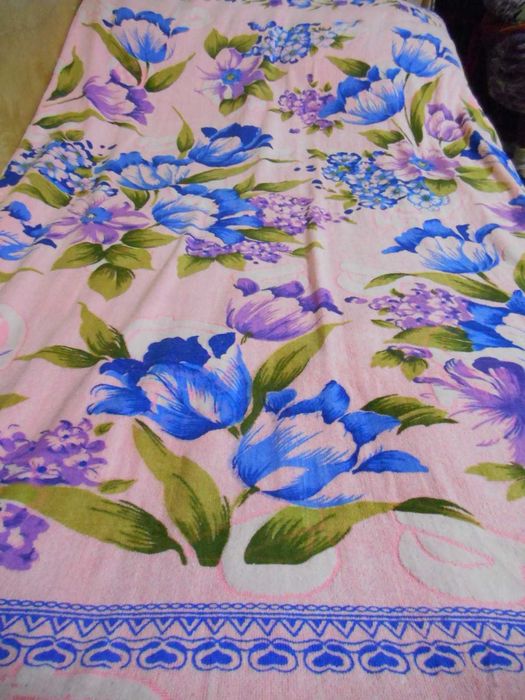 Постельное белье. Постільна білизна.Махровая простынь.