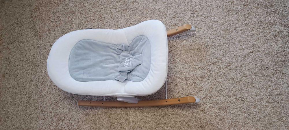 Шезлонг - гойдалка Kinderkraft Finio White