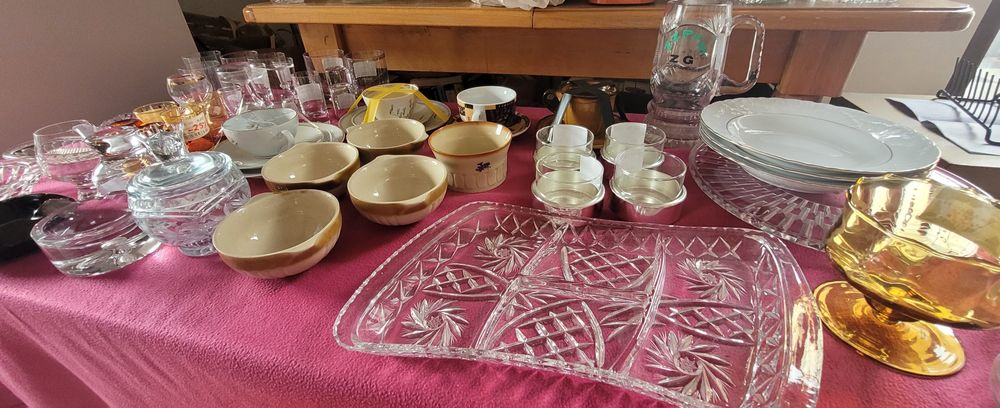 kryształy szkła i porcelana zestaw vintage prl kieliszki filiżanki