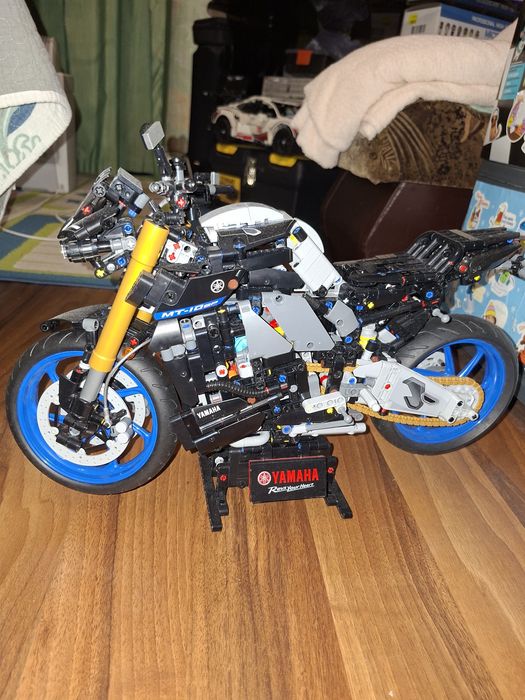 Продам Lego мотоцикл.