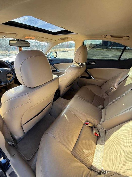 Lexus IS220d Prestige