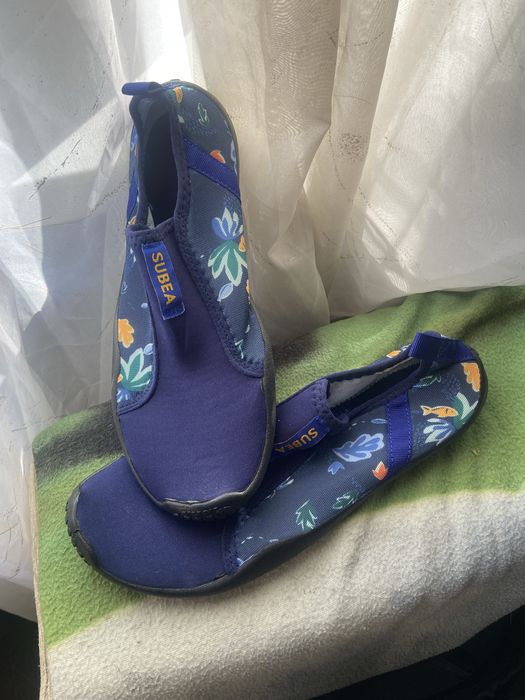 Кораллові тапочки (аквашузы) Subea.