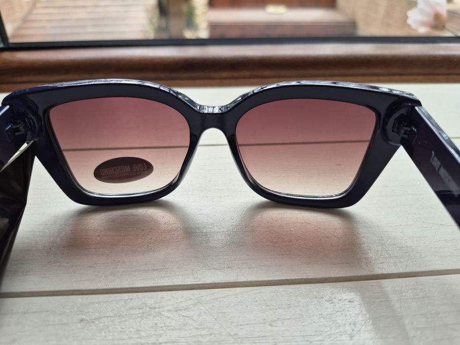 Okulary przeciwsłoneczne Damskie Love Moschino