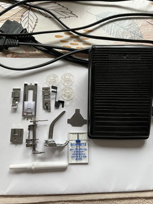 Продам швейну машину JANOME-415