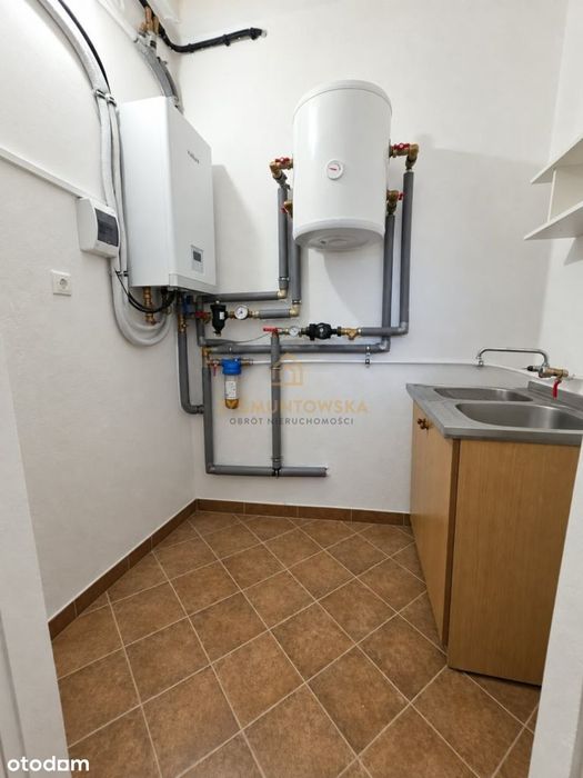 Dom z budynkami gosp., pompa ciepła, fotowoltaika