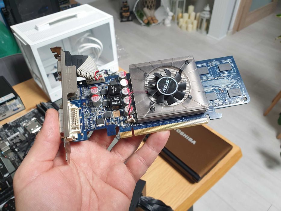 Asus GeForce 9400GT 1GB GDDR2 EN9400GT/DI/1GD2(LP) HDMI DVI-I