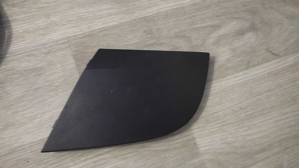 жабо Mercedes b 200 боковые детали