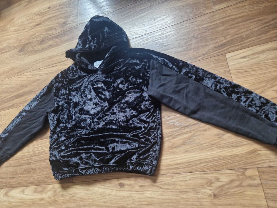 Bluza welurowa aksamitna Calvin Klein r. S / M ciepła z kapturem