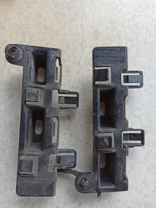 Кронштейн порога