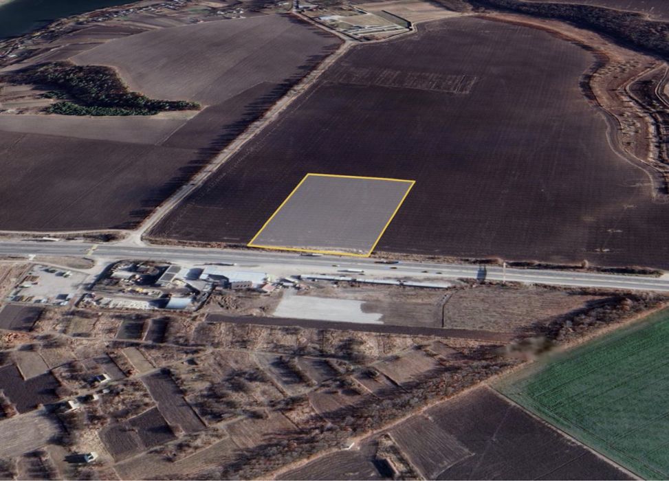 Продам Фасад ділянка під бізнес траса Київ-Одеса 2га