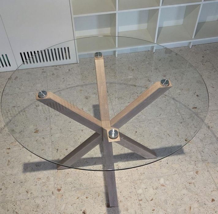 Conjunto de Mesa e 4 Cadeiras (Novo)