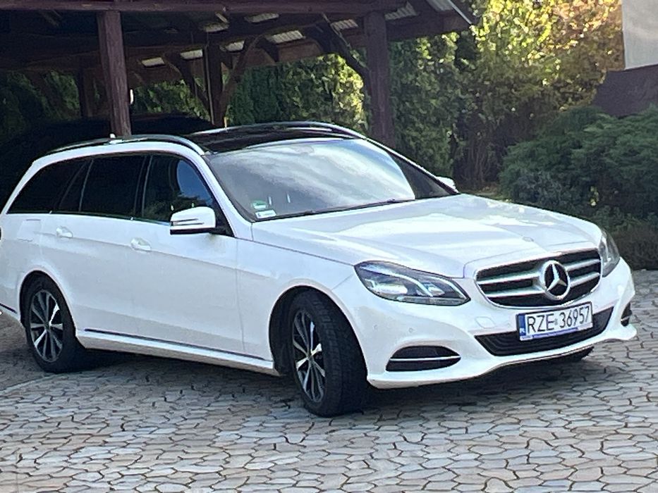 Mercedes E-klasa 196KM super stan