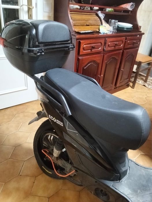 Veiculo eletrico Neo Volt 60V 250W