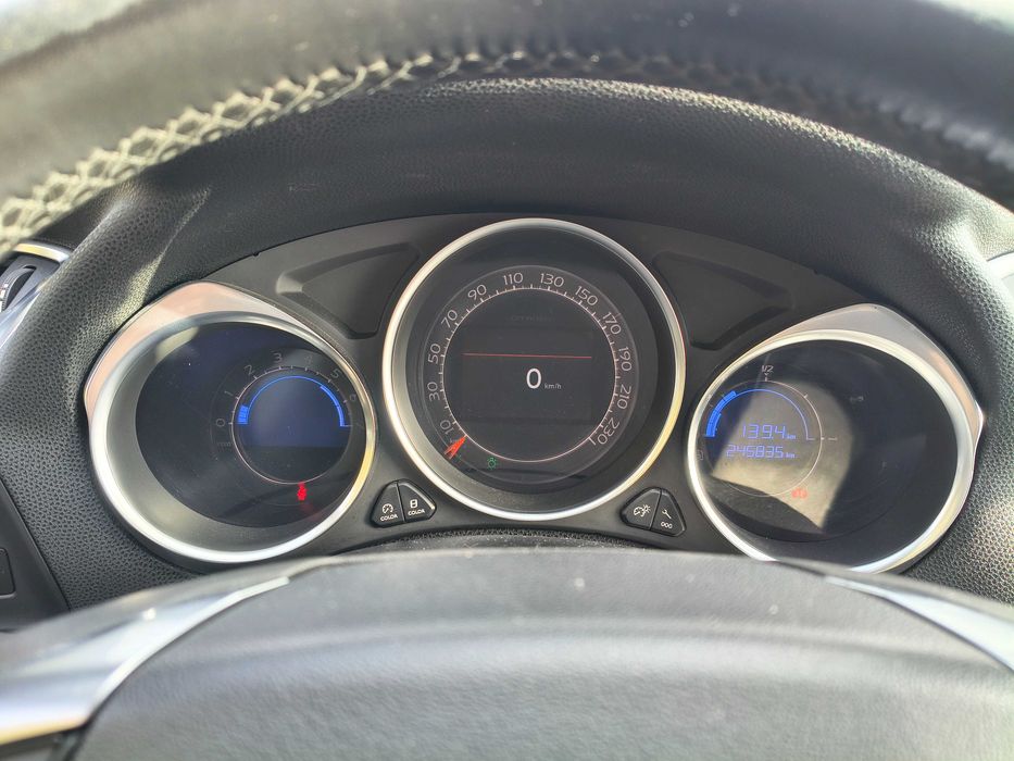 Citroen DS4 1.6ehdi 2012