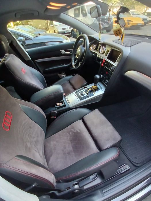 Автомобіль ауді А6 в хорошому стані