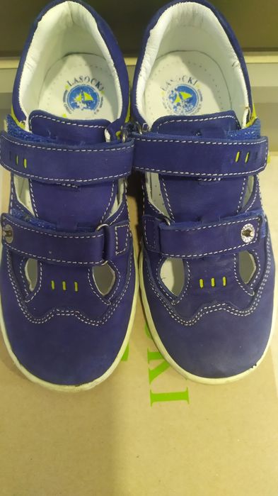 Półbuty Lasocki 29