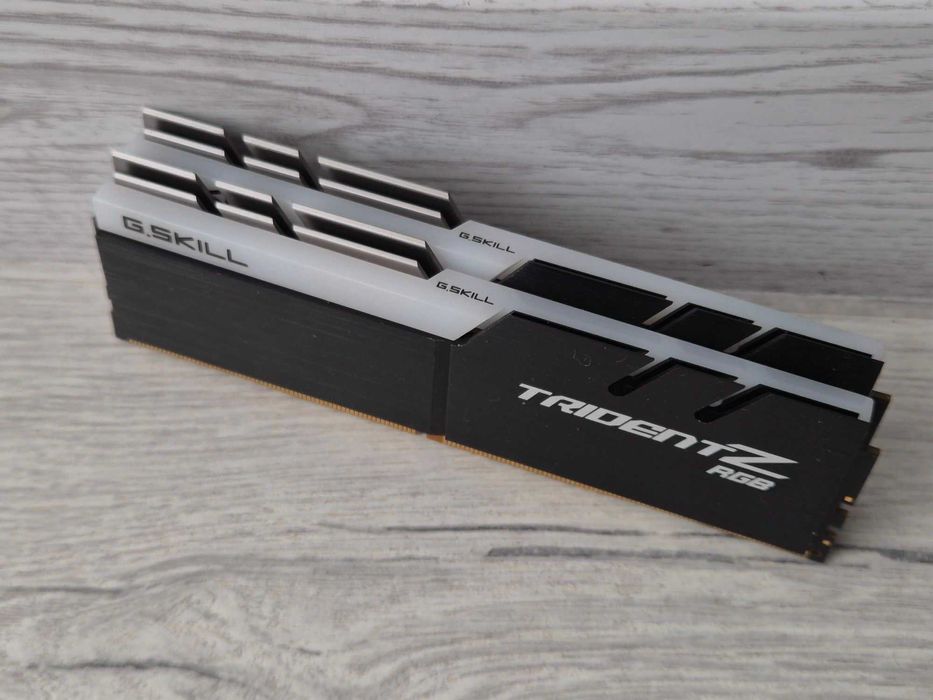 пам'ять ТОП DDR4 16GB Kit (2x8) 4133MHz G.Skill Trident Z RGB. TradeIN