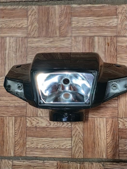 Обтекатель фары "башка"