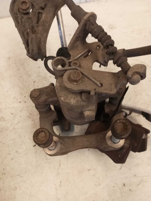 Pinças de Travão Traseiras Scirocco Discos 253mm Originais