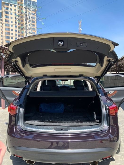 Infiniti FX 37S продам