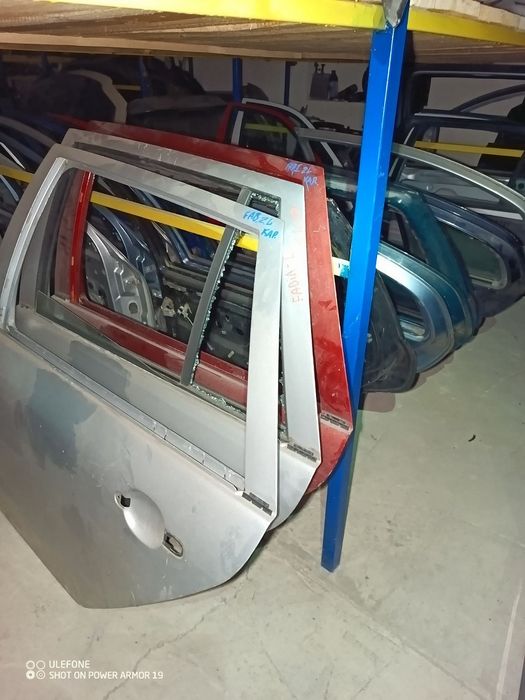 Двері Шкода Фабія 1. Двері Фабія 2.