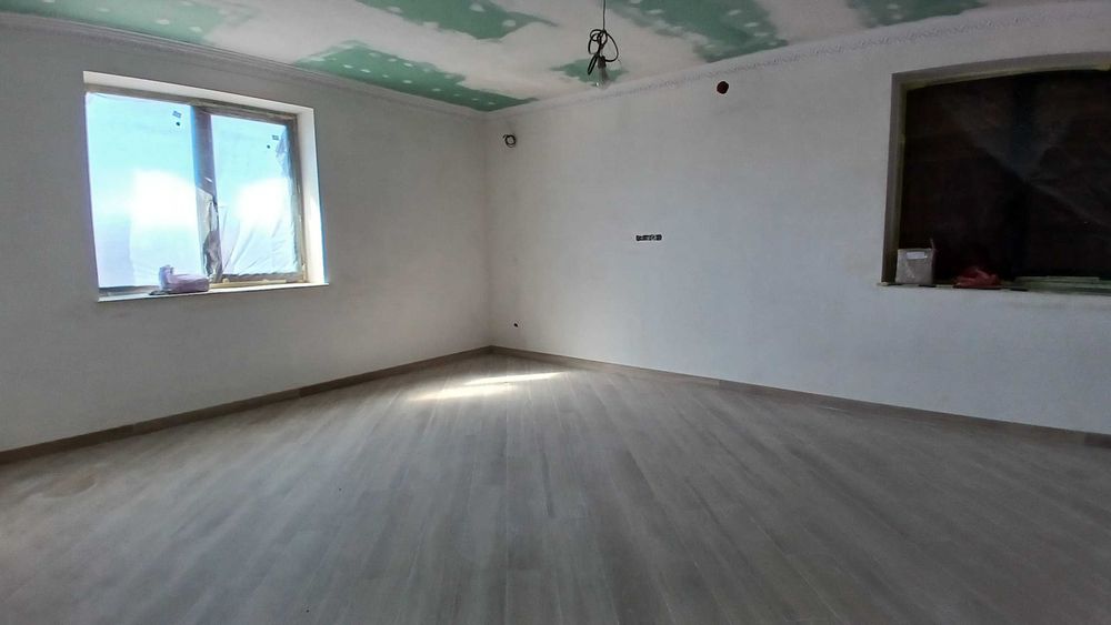 Продам Дуплекс. дом на 2 семьи вблизи Одессы. Малодолинское. 18 соток. Сухой Лиман.
