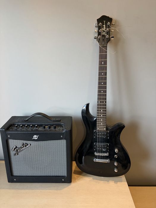 Gitara elektryczna - Wzmacniacz Fender Mustang