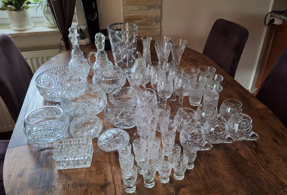 Sprzedam kryształy PRL Polskie