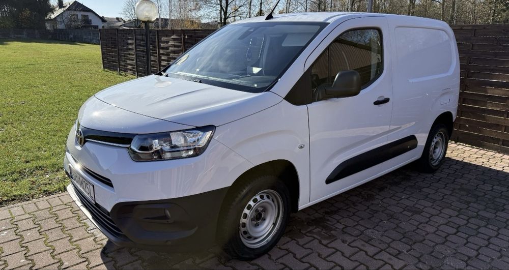 Toyota Proace City 1,5 D4D 100 km FV 23% VAT  SALON PL rezerwacja