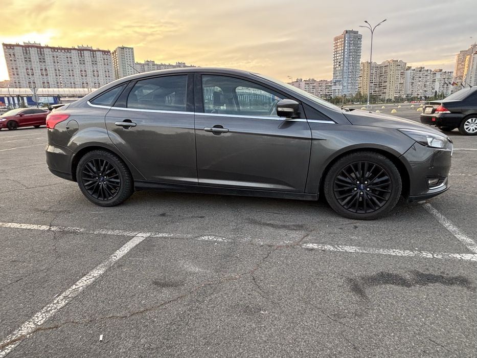 Продам Ford Focus 2015 2.0 автомат TITANIUM